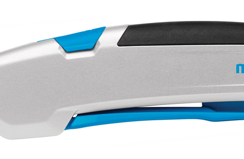 Comme pour aucun outil coupant auparavant, nous avons adapté le SECUPRO 625 à la main de l'utilisateur le plus exigeant. La longue gâchette facile à manipuler, le manche aux formes arrondies, le revêtement soft-grip sur le dessus du couteau – testez par vous-même !